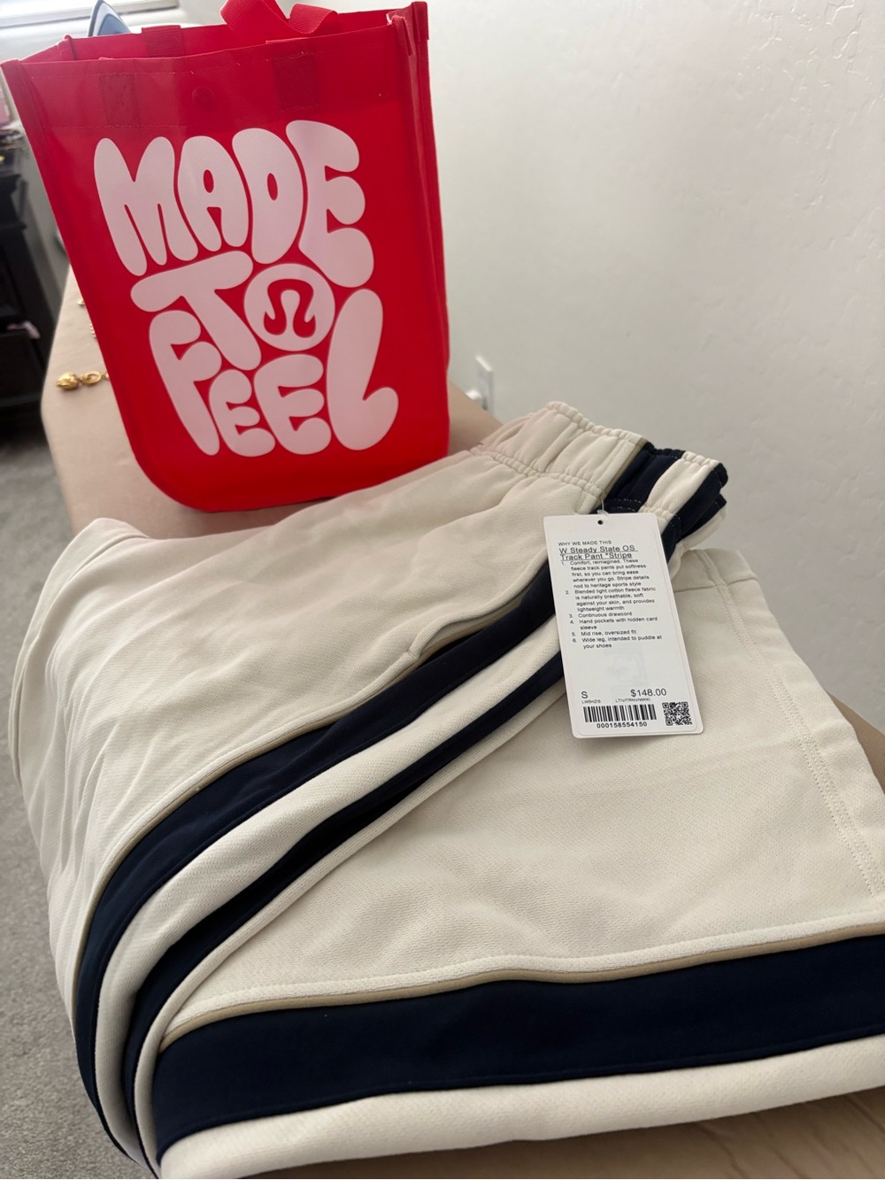 Women’s Steady State Oversized Track Pants NWT